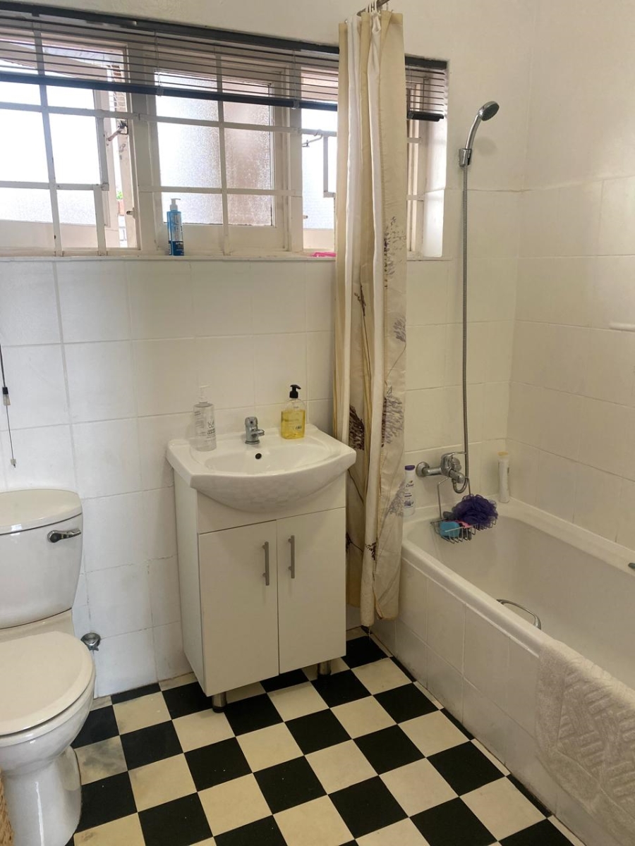 To Let 1 Bedroom Property for Rent in Fish Hoek Western Cape